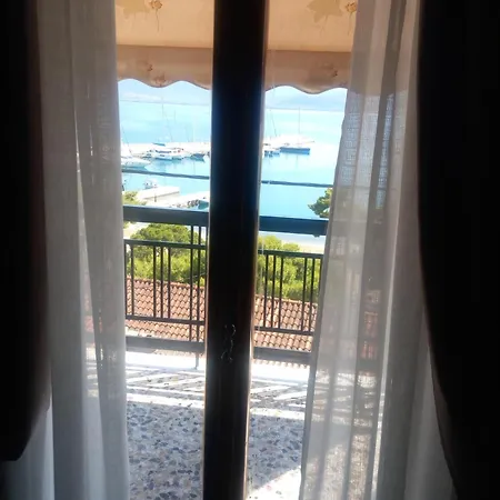 Elmar Mosaic Parálion Ástros